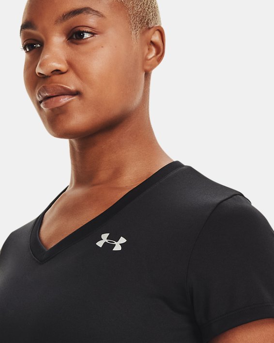 Camiseta con cuello de pico UA Tech™ para mujer, Black, pdpMainDesktop image number 3